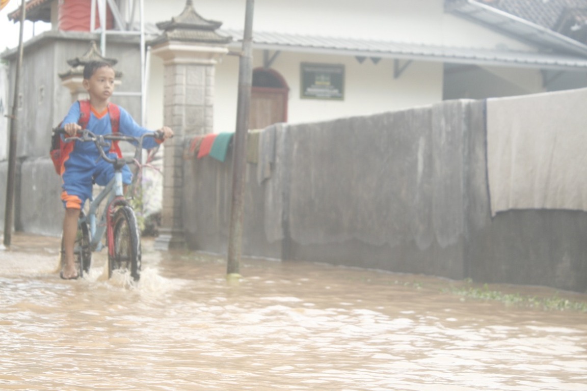 Banjir Kediri. (Foto: Pipit Syahrodin/Tugu Jatim)