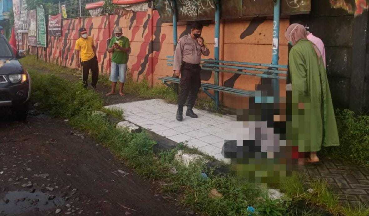 Halte bus. (Foto: Dokumen/Tugu Jatim)