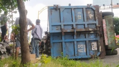 Truk batu bara. (Foto: Polsek Pandaan/Tugu Jatim)