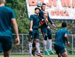 Menjelang Hadapi Borneo FC, Pemain Baru Persik Kediri Gunakan Nomor Punggung Baru