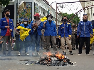 Angka Kemiskinan Naik di Tahun 2021, PMII Aksi depan Pemkab Tuban 2 cac6a49c 2404 4109 85b5 f0c5038df03b 1