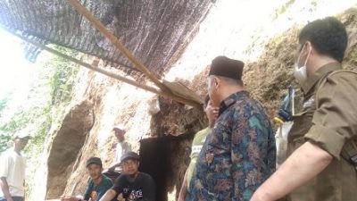 Normalisasi Arung atau lorong bawah tanah yang merupakan bukti peninggalan sejarah di Desa Keling, Kecamatan Kepung, Kabupaten Kediri.