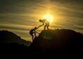 Ilustrasi mendaki gunung dan pendakian. (Foto: Pixabay)