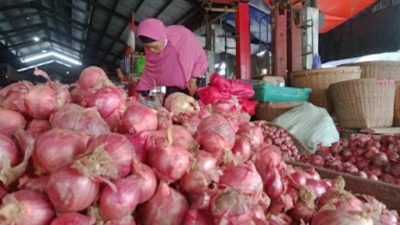 Pasokan Berkurang, Harga Bawang Merah hingga Cabai Rawit Mulai Naik di Pasar Grosir Pare Kediri