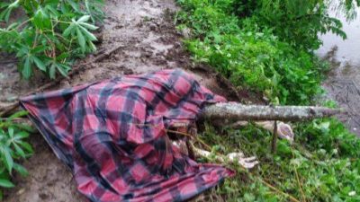 Jasad kakek yang terseret banjir di sungai Winongan sudah dikembalikan ke keluarga.