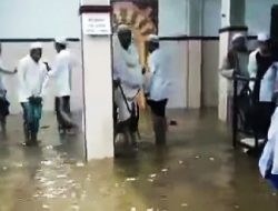 Viral Air Banjir Genangi Masjid Jami Al Anwar Pasuruan, Gus Ipul Minta Maaf!