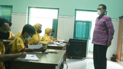 Siswa SDN Banjaran 1 tetap melaksanakan Pembelajaran Tatap Muka (PTM) dengan prokes yang ketat.