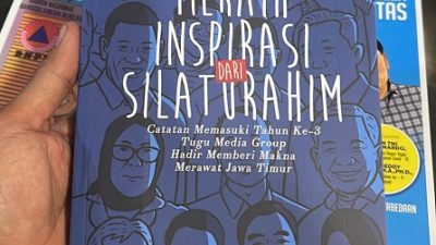 Buku "Meraih Inspirasi dan Silaturahim" karya para karyawan Tugu Media Group.