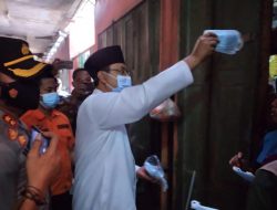 Antisipasi Badai Covid Omicron di Pasuruan, Gus Ipul Bagikan 150 Ribu Masker