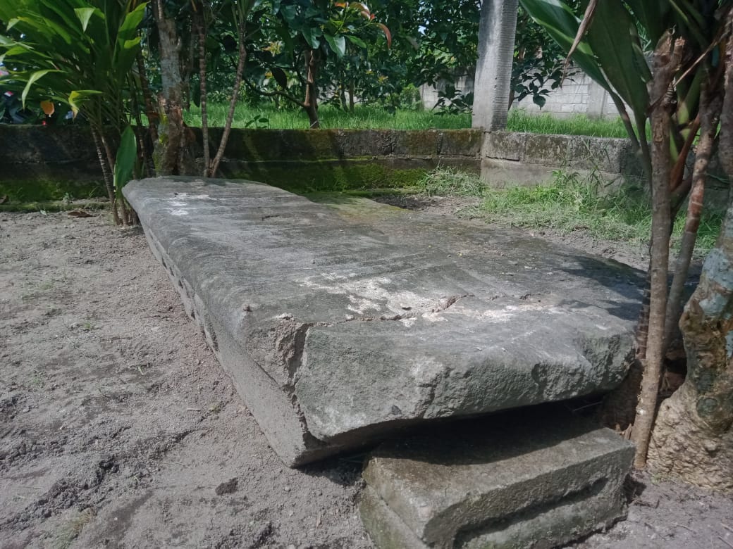Situs Watu Gilang di Desa Jambean, Kecamatan Kras, Kabupaten Kediri.