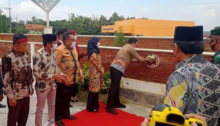 Sentra Batik Klampar. (Foto: Dokumen/Tugu Jatim)