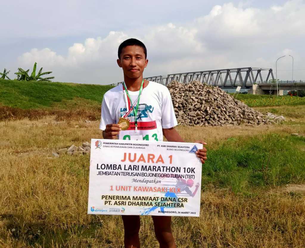 Lomba lari maraton. (Foto: Mila Arinda/Tugu Jatim)