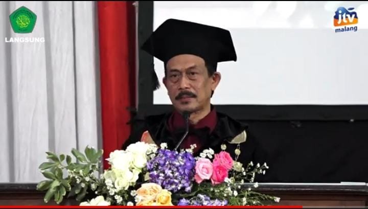 Rektor UIN Malang, Prof Dr H M Zainuddin, MA, saat memberikan sambutan dalam acara wisuda, Kamis (31/3/2022).