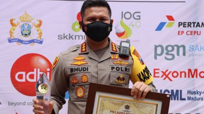 Kapolresta Malang Kota Raih Penghargaan Tertinggi dari PWI Jatim Awards 2022
