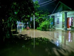 Sungai Welang Meluap, Banjir 1 Meter Rendam Puluhan Rumah di Pasuruan