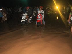 Banjir Rendam Jalur Pantura Pasuruan, Lalu Lintas Lumpuh
