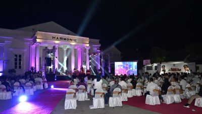 Suasana konser Pas Jazz Harmonie di Gedung Harmonie Kota Pasuruan, Sabtu (26/03/2022) malam.