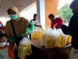 Operasi Pasar Murah, Pemkab Bojonegoro Distribusikan 4.000 Liter Minyak Goreng