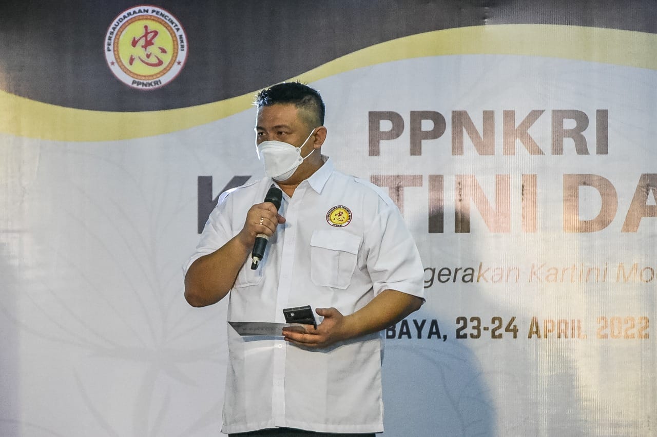 Ketua Umum PPNKRI, S Filipus Herman, memberikan sambutan saat acara peresmian PPNKRI Kartini Days di AJBS Coneworld Surabaya.