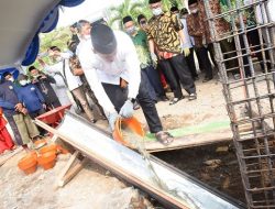 Wali Kota Kediri Beri Bantuan Hibah untuk Pembangunan Masjid Baiturrahman