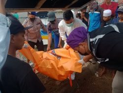 Mayat Pengamen Pria Mengambang di Pelabuhan Kota Pasuruan