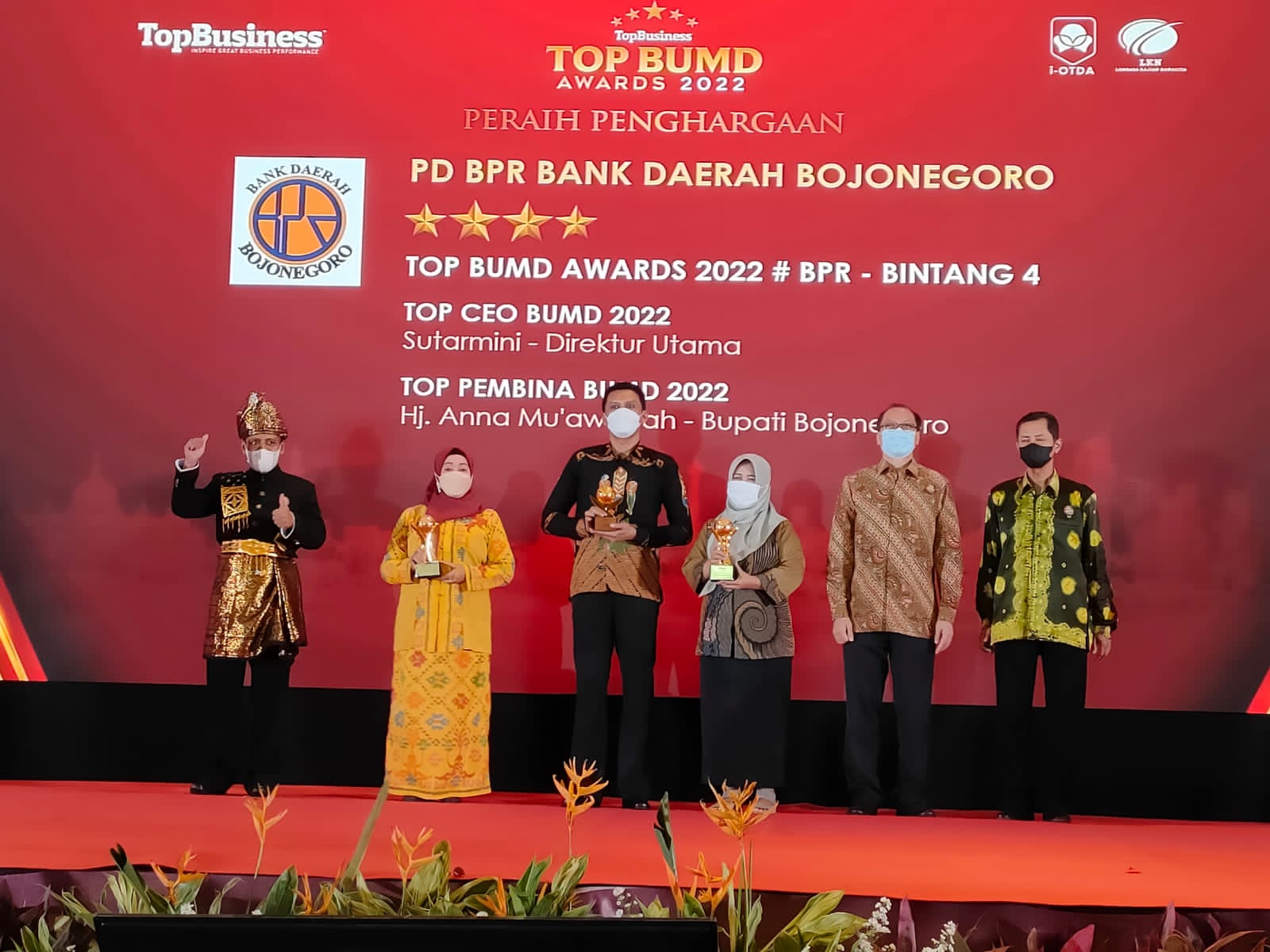 Penerima penghargaan Top BUMD Award 2022 dari Kabupaten Bojonegoro.