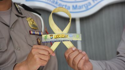 Janur kuning. (Foto: Polres Malang/Tugu Jatim)