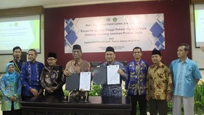 MoU dengan BPJPH Kemenag dan Wali Kota Malang saat launching Pusat Halal UM.