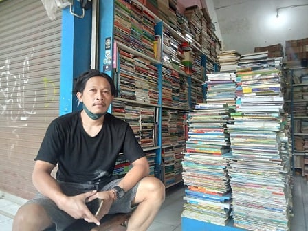 Pasar Buku Velodrome Malang, Jual Karya Lawas dan Harga Terjangkau 2 c240b48c d415 47bb 8fa3 c6b140b33b10