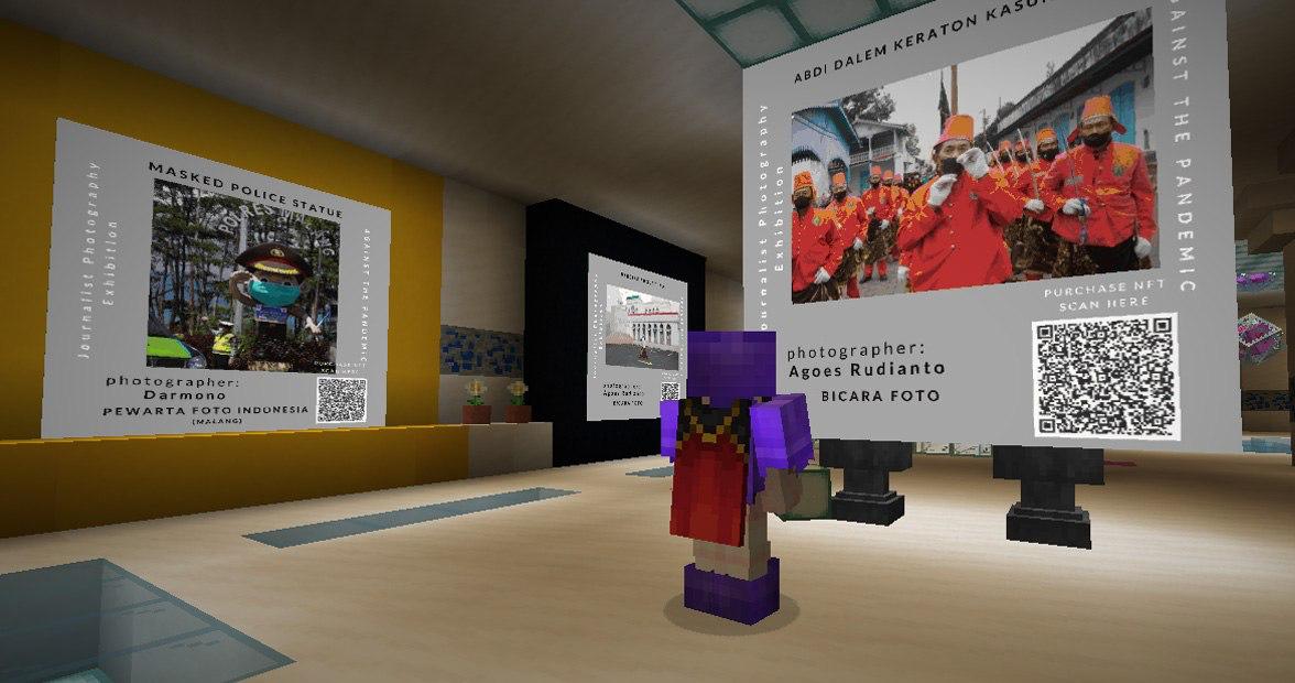 Tampak avatar sedang berkunjung ke ruang galeri Pameran Foto Jurnalistik di Metaverse yang diinisiasi No Mind Indonesian Meta Gallery bersama PFI Malang dan Tugu Media Group.