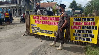 Truk tambang. (Foto: warga/Tugu Jatim)