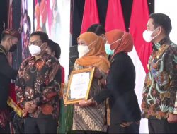 Bojonegoro Raih Penghargaan Pembangunan Daerah Terbaik Ke-2 di Jatim