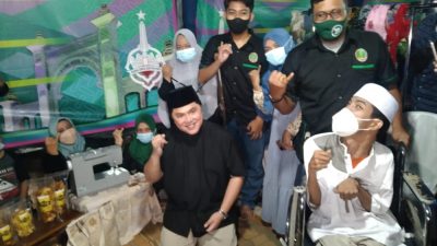 Menteri BUMN Erick Thohir saat menyapa warga Kota Pasuruan.