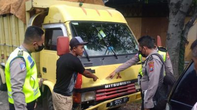 Kecelakaan truk maut. (Foto: Polres Pasuruan/Tugu Jatim)