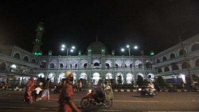 Takbir keliling. (Foto: Laoh Mahfud/Tugu Jatim)