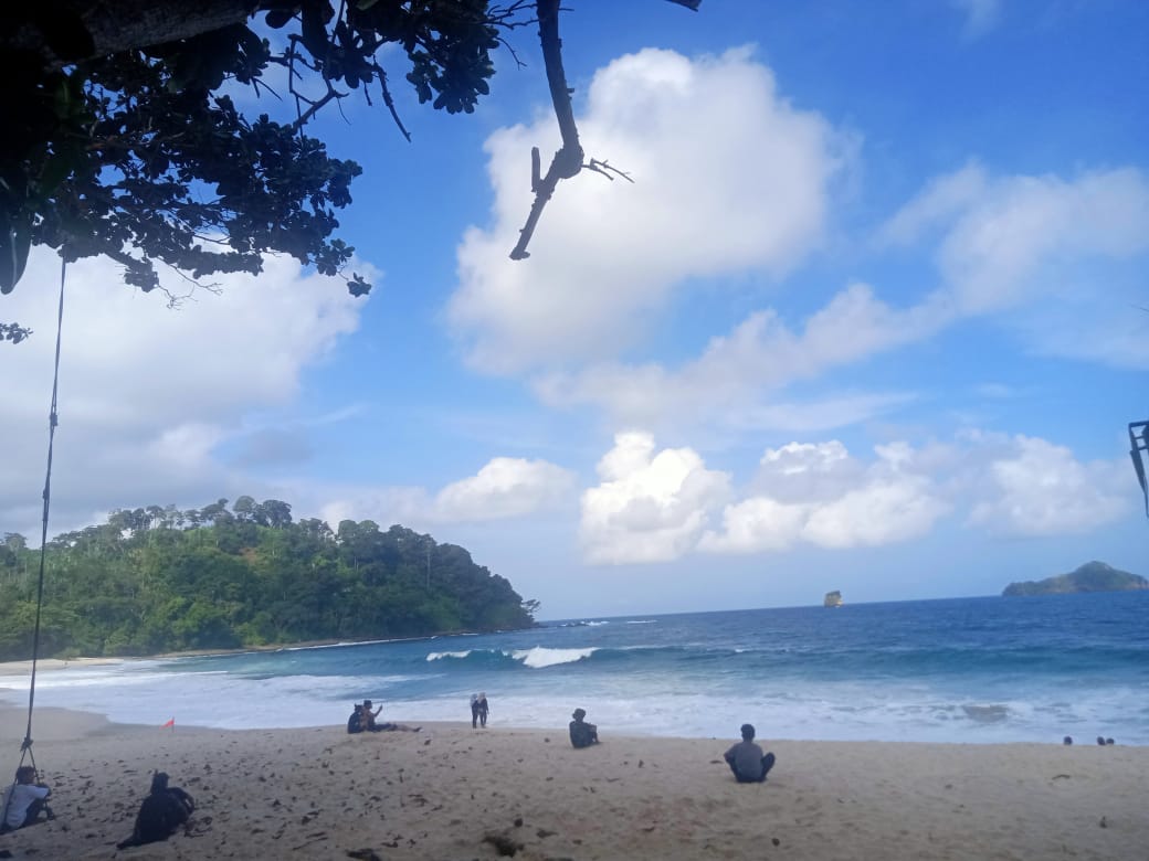 Pantai Sendiki Malang. (Foto: Maria Diana Kemba/Tugu Jatim)