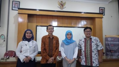 Wisuda luring. (Foto: Feni Yusnia/Tugu Malang)