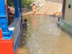 Banjir Rob Melanda Pesisir Pasuruan, Puluhan Rumah Warga di Tiga Kecamatan Terendam Air Laut
