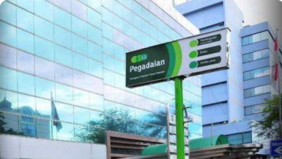 Papan logo PT Pegadaian.