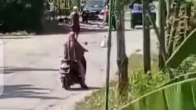 Viral, Pria Mengamuk di Jalan Tuban Sambil Bawa Senjata Tajam
