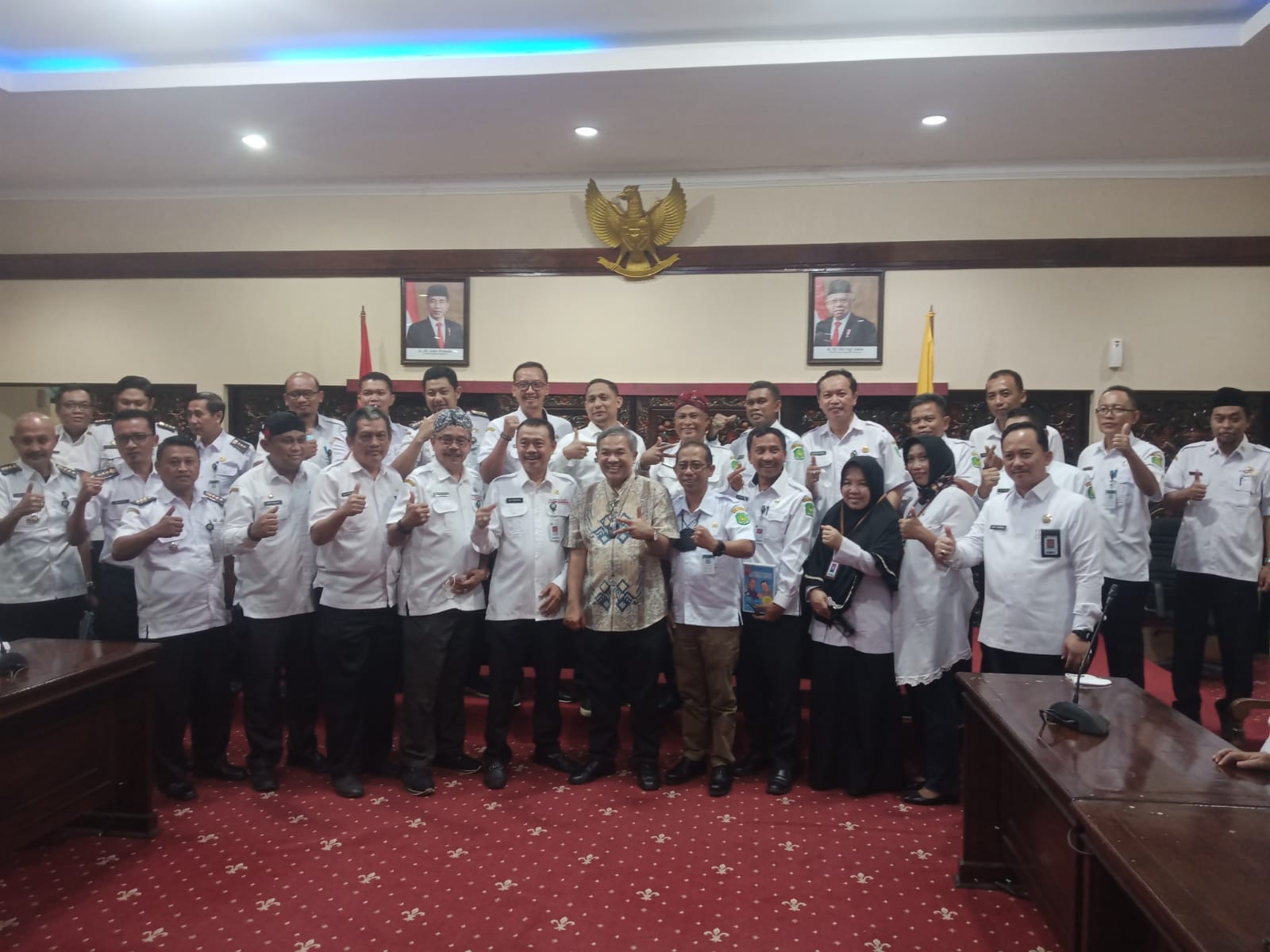Pesan Dr Aqua Dwipayana: Paling Utama Keberkahan Jabatan, Bukan "Basah" dan "Kering" 3 Aqua Dwipayana. (Foto: Dr Aqua Dwipayana/Tugu Jatim)