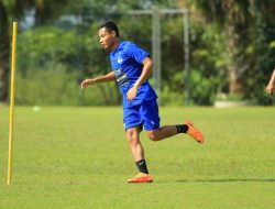 Dicoret dari Timnas Indonesia karena Cedera, Pelatih Arema Punya Alasan Mainkan Evan Dimas vs PSIS Semarang