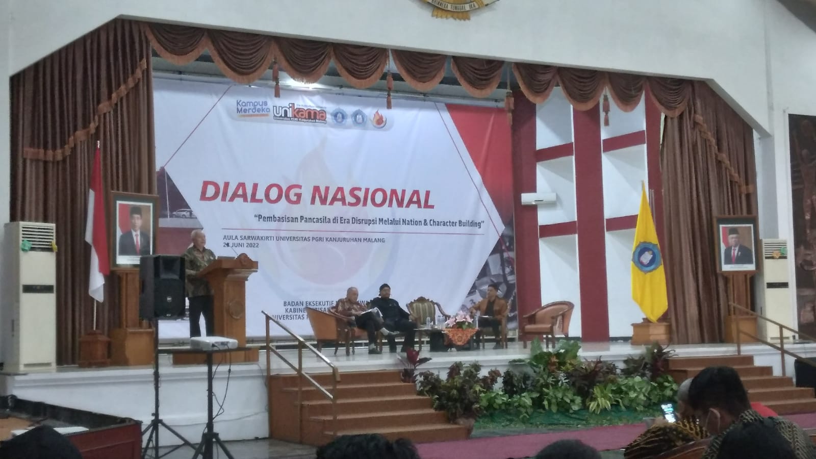 Dialog Nasional bertajuk Pembasisan Pancasila di Era Disrupsi Melalui Nation and Character Building