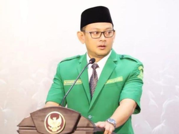 Gus Syafiq Syauqi ketika berpidato dihadapan GP Ansor.