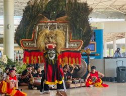 Lestarikan Budaya, Bandara Juanda Surabaya Tampilkan Seni Reog Ponorogo