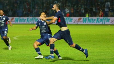 Dramatis! Arema FC Menang 2-1 atas PSIS Semarang berkat Gol Sergio Silva di Menit Akhir