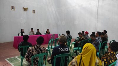 Pembentukan satgas mitigasi bencana bersama dengan Sekretaris Desa Jagabaya.