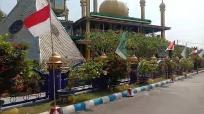 Pesantren Majma'al Bahrain Shiddiqiyyah Jombang.