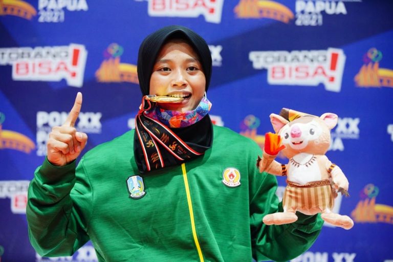 Candra Marimar saat meraih juara 1 di PON Papua 2021. Tahun ini dia akan berlaga di Turki mewakili Indonesia.