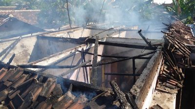 Kebakaran rumah. (Foto: BPBD Kota Pasuruan/Tugu Jatim)